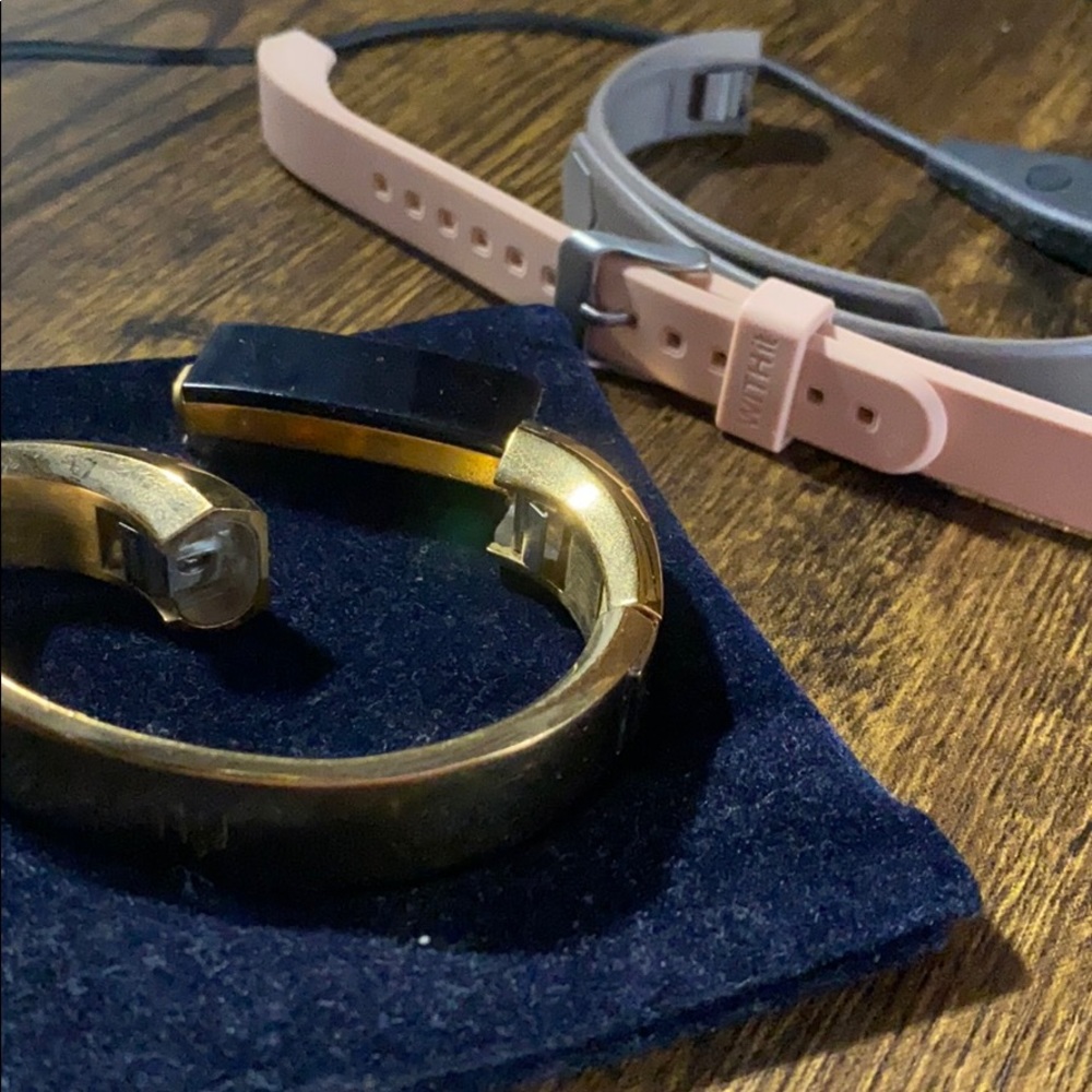 Fitbit Versa - image 5